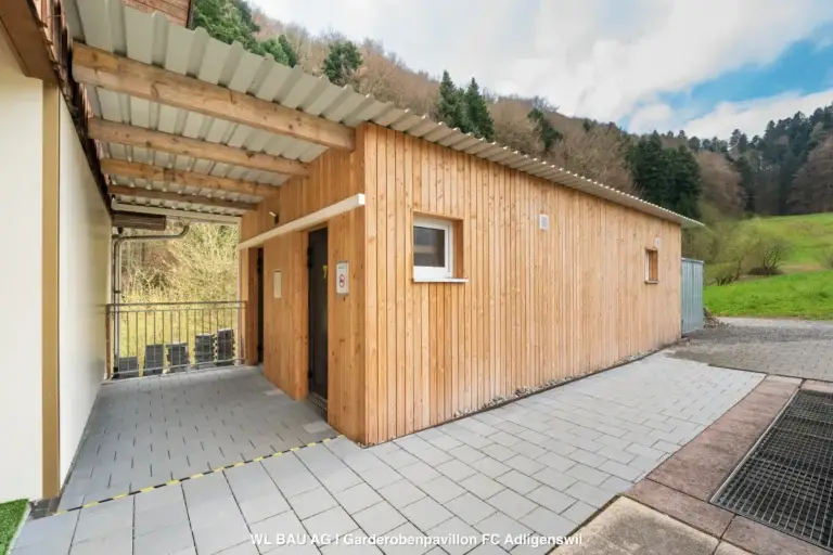 Container-Garderobe-Aussenansicht-FC-Adligenswil