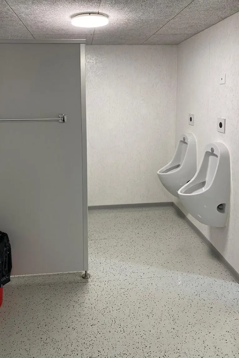 Garderobe FC Emmen_6