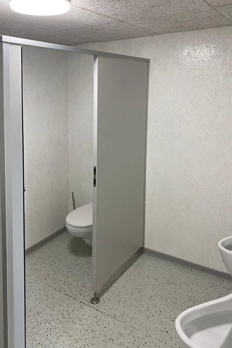 Garderobe FC Emmen_8