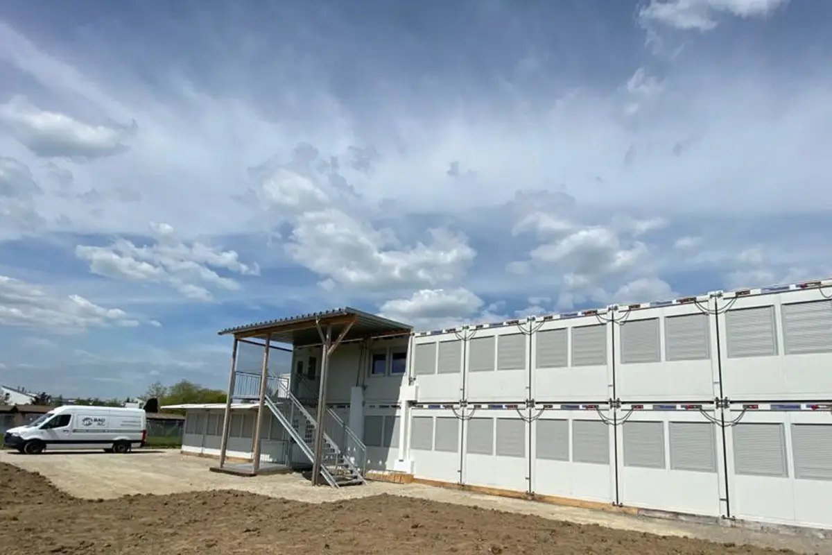 Schulhaus-Schulcontainer-Containerbau-St.Martin