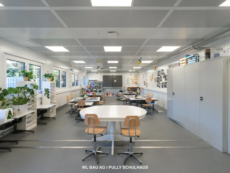 Klassenzimmer-Schulhaus-Schulcontainer-Pully