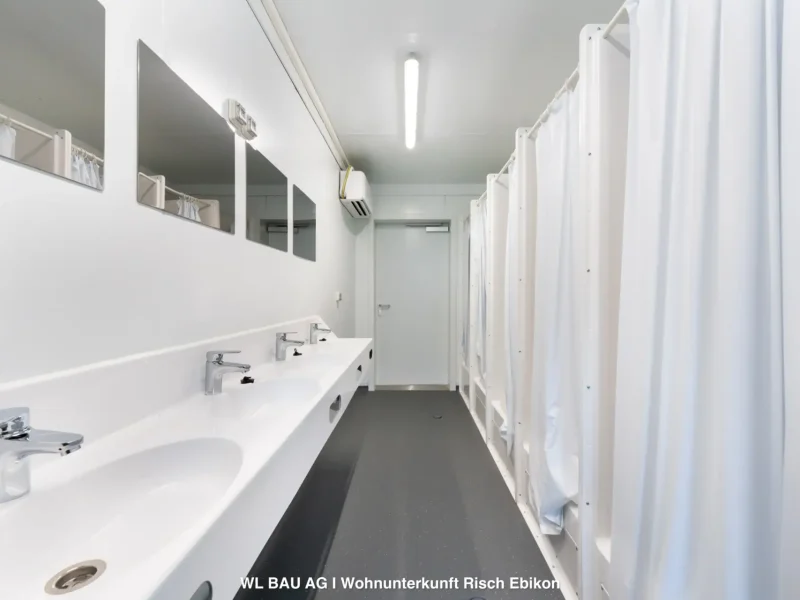 Sanitaeranlagen-Container-Wohnunterkunft-Risch-Ebikon